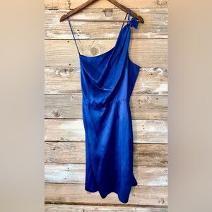 DAO CHLOE 100% SILK One Shoulder Bow Dress Size 4 Navy Satin Cocktail